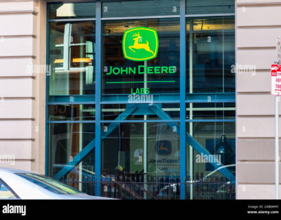 John Deere Bank Banking Hours USA!